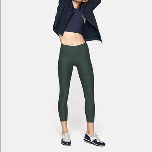 Outdoor Voices 3/4 Warmup Legging